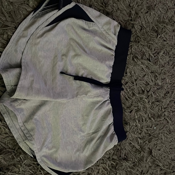 Under armour shorts - Picture 1 of 4